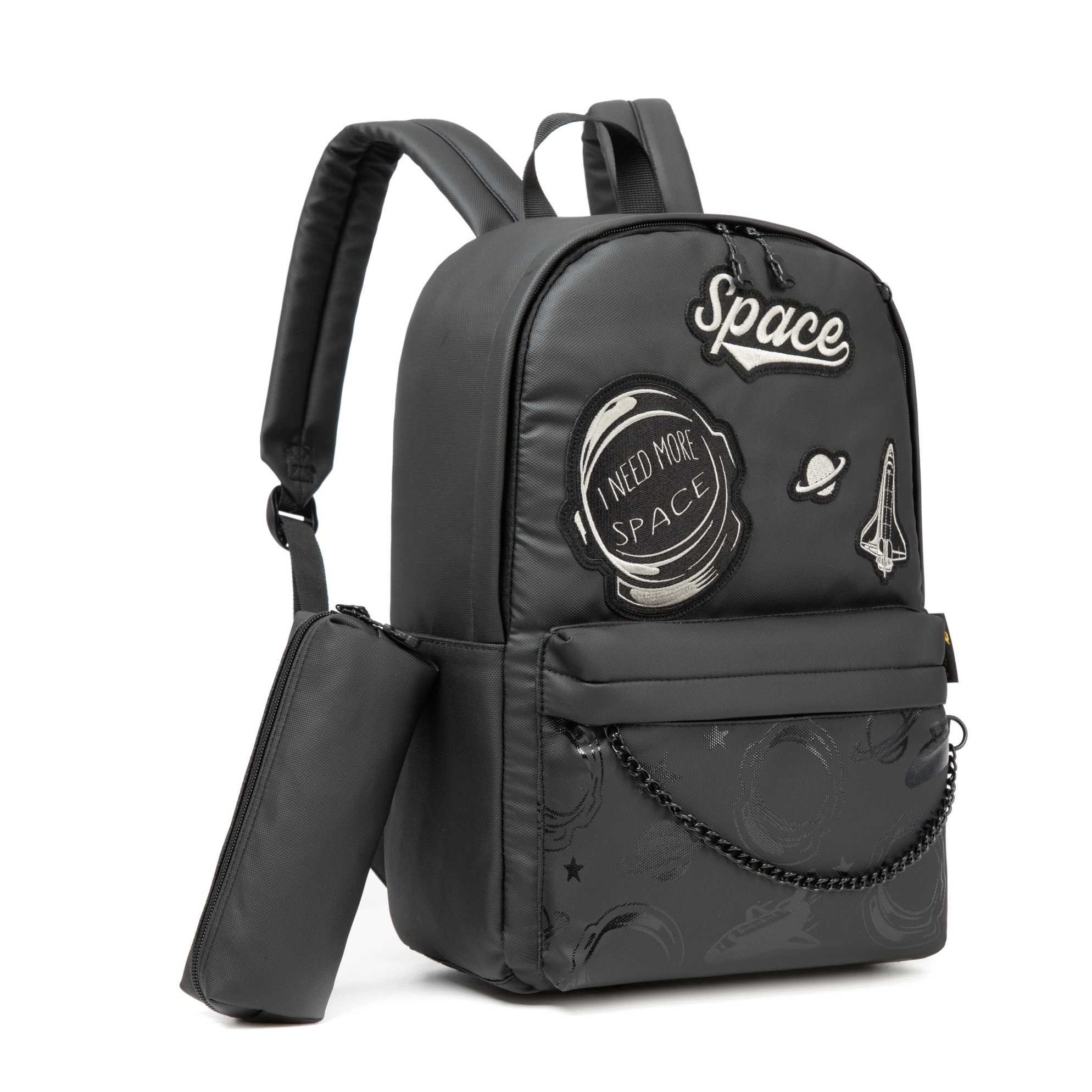  Classic Logo Water Resistant Casual Daypack 3